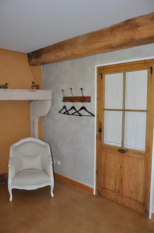 B&B La Cerisaie Francheleins Δωμάτιο φωτογραφία